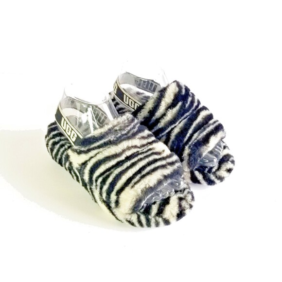 UGG Fluff Yeah Slide Black White Zebra Slipper Sandal Sz 5 36 Sheepskin Fur - Picture 2 of 14